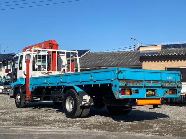 フォワード 　回送車　ユニック３段クレーン　メッキパーツ　ベッド付　２６５０ｋｇ積載（30枚目）