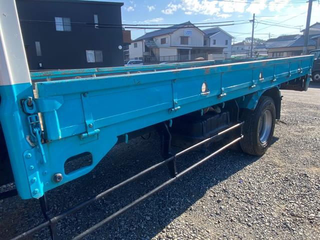フォワード 　回送車　ユニック３段クレーン　メッキパーツ　ベッド付　２６５０ｋｇ積載（40枚目）