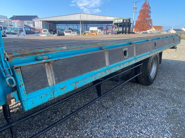 フォワード 　回送車　ユニック３段クレーン　メッキパーツ　ベッド付　２６５０ｋｇ積載（49枚目）