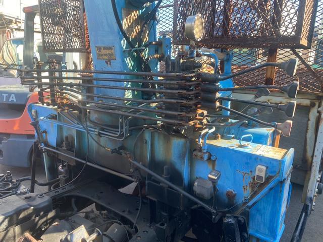 エルフトラック 　高床　タダノ３段クレーン　４ＢＥ１エンジン（7枚目）