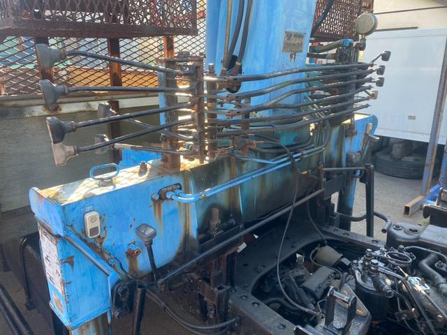 エルフトラック 　高床　タダノ３段クレーン　４ＢＥ１エンジン（8枚目）