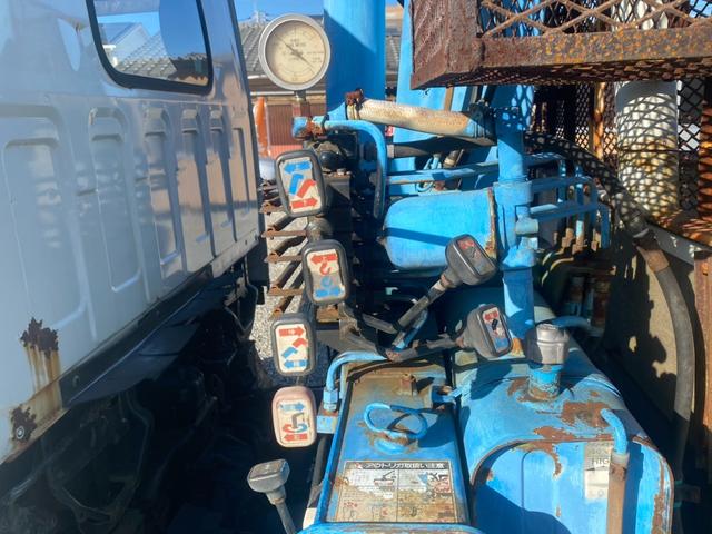 エルフトラック 　高床　タダノ３段クレーン　４ＢＥ１エンジン（28枚目）