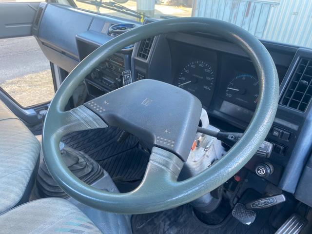 エルフトラック 　高床　タダノ３段クレーン　４ＢＥ１エンジン（57枚目）