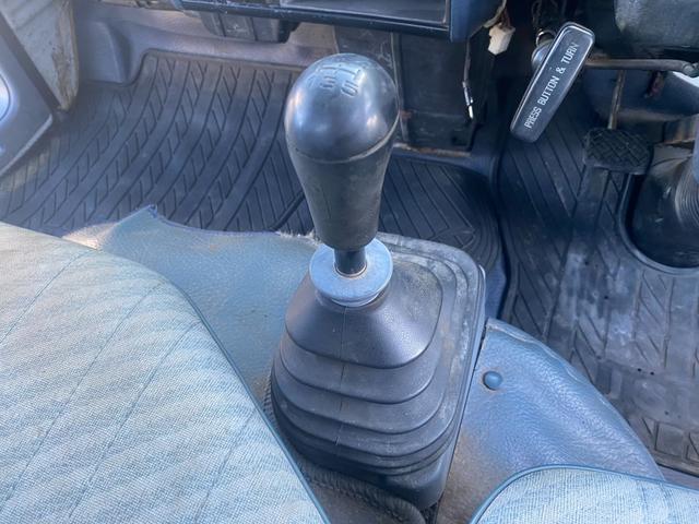 エルフトラック 　高床　タダノ３段クレーン　４ＢＥ１エンジン（59枚目）