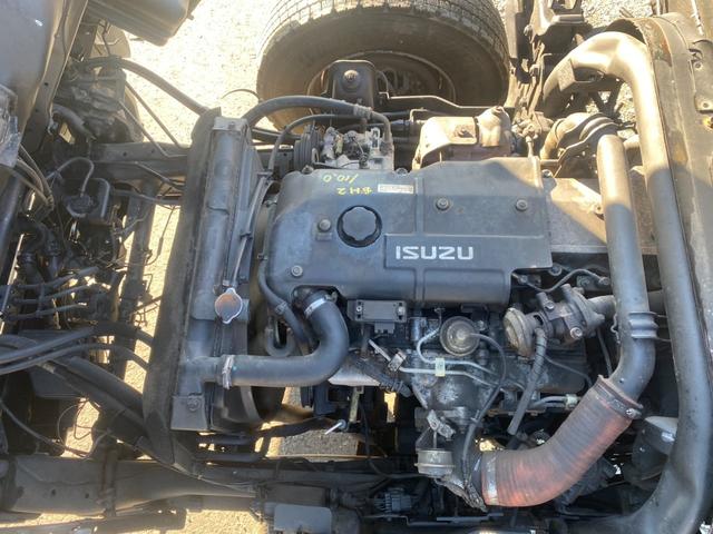 エルフトラック 　５．２ディーゼルターボ　ワイド超ロング高床　カスタムキャビン　ユニック製積載車　ウィンチ（8枚目）