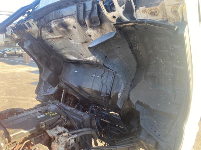 エルフトラック 　５．２ディーゼルターボ　ワイド超ロング高床　カスタムキャビン　ユニック製積載車　ウィンチ（13枚目）