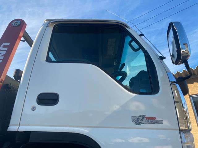 エルフトラック 　５．２ディーゼルターボ　ワイド超ロング高床　カスタムキャビン　ユニック製積載車　ウィンチ（40枚目）