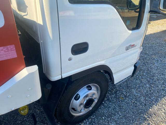 エルフトラック 　５．２ディーゼルターボ　ワイド超ロング高床　カスタムキャビン　ユニック製積載車　ウィンチ（41枚目）