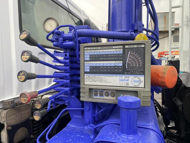 ファイター 　１０輪　２デフ　回送車　タダノ４段クレーン　８５００ｋｇ積載　ラジコン　フックイン　メッキパーツ（34枚目）