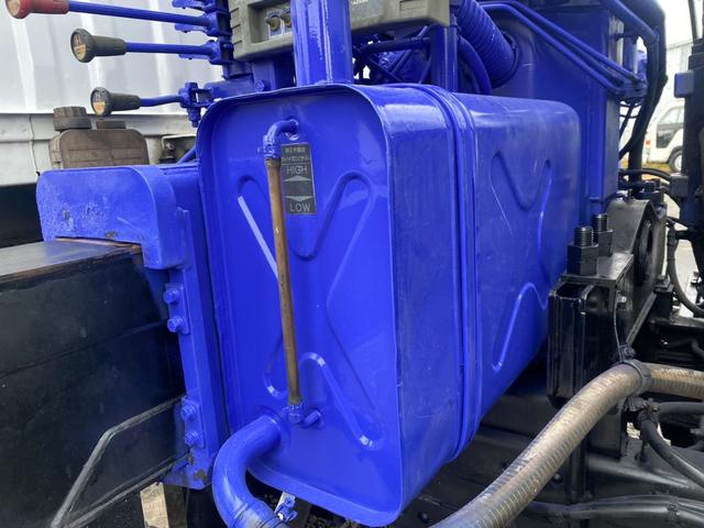 ファイター 　１０輪　２デフ　回送車　タダノ４段クレーン　８５００ｋｇ積載　ラジコン　フックイン　メッキパーツ（35枚目）