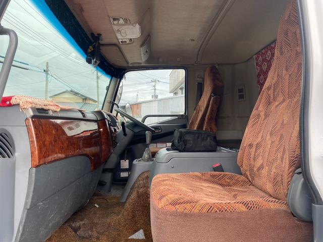 ファイター 　１０輪　２デフ　回送車　タダノ４段クレーン　８５００ｋｇ積載　ラジコン　フックイン　メッキパーツ（62枚目）