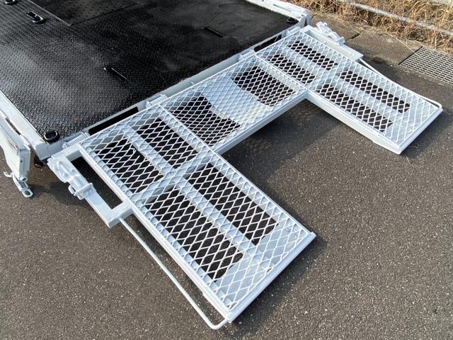 キャンター 超ロングＤＸ　極東開発製フラトップ　フルフラット　セルフローダー　ラジコン　ウィンチ　メッキパーツ（5枚目）