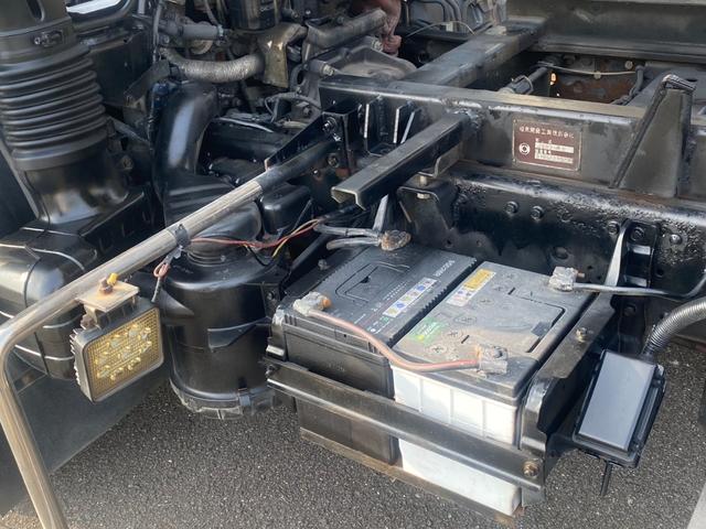 キャンター 超ロングＤＸ　極東開発製フラトップ　フルフラット　セルフローダー　ラジコン　ウィンチ　メッキパーツ（39枚目）