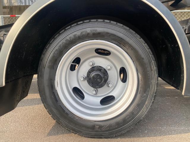 キャンター 超ロングＤＸ　極東開発製フラトップ　フルフラット　セルフローダー　ラジコン　ウィンチ　メッキパーツ（49枚目）