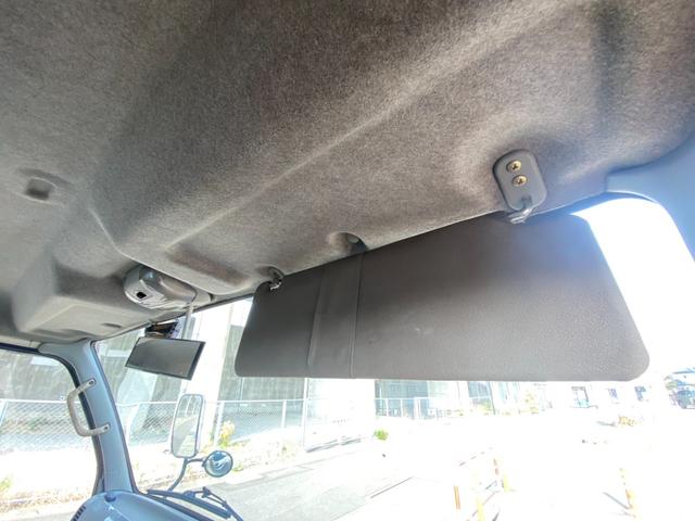 キャンター 超ロングＤＸ　極東開発製フラトップ　フルフラット　セルフローダー　ラジコン　ウィンチ　メッキパーツ（70枚目）