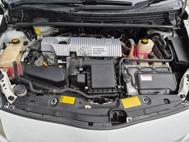 プリウス Ｇ　ナビ・ＥＴＣ・バックカメラ・パワーシート（5枚目）