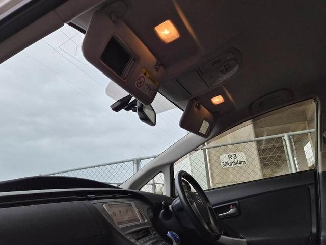 プリウス Ｇ　ナビ・ＥＴＣ・バックカメラ・パワーシート（32枚目）