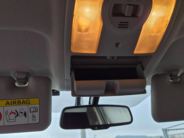 プリウス Ｇ　ナビ・ＥＴＣ・バックカメラ・パワーシート（33枚目）