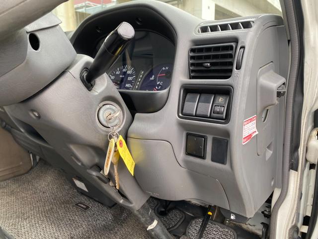 バネットバン ＤＸ　社外オーディオ　バックカメラ　タイミングベルト交換歴有（31枚目）