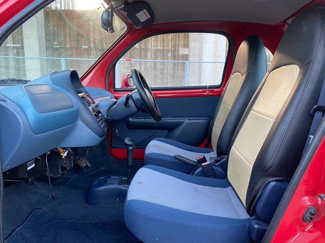 �m���L�x�ȃX�^�b�t�����҂����Ă���܂���