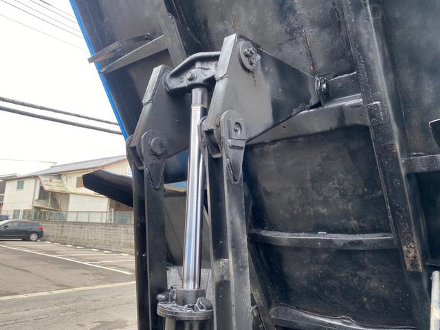 ファイター 　４ｔダンプコボレーン　メッキパーツ（25枚目）