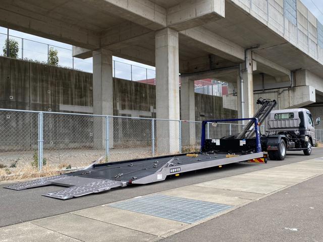 キャンター 超ロング　極東開発製フラトップ　メッキパーツ　ラジコン　ウィンチ　スマートキー　ワンオーナー車　タービン交換　社外ナビ　ＬＥＤヘッドライト（2枚目）