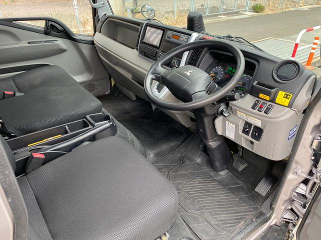 キャンター 超ロング　極東開発製フラトップ　メッキパーツ　ラジコン　ウィンチ　スマートキー　ワンオーナー車　タービン交換　社外ナビ　ＬＥＤヘッドライト（4枚目）