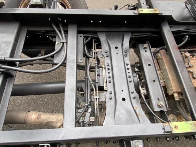 キャンター 超ロング　極東開発製フラトップ　メッキパーツ　ラジコン　ウィンチ　スマートキー　ワンオーナー車　タービン交換　社外ナビ　ＬＥＤヘッドライト（40枚目）