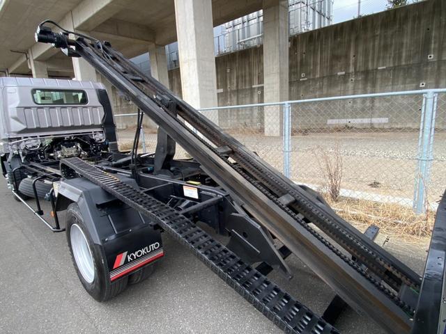 キャンター 超ロング　極東開発製フラトップ　メッキパーツ　ラジコン　ウィンチ　スマートキー　ワンオーナー車　タービン交換　社外ナビ　ＬＥＤヘッドライト（47枚目）