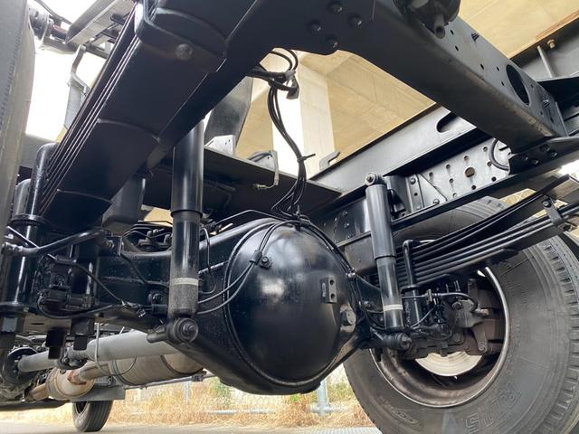キャンター 超ロング　極東開発製フラトップ　メッキパーツ　ラジコン　ウィンチ　スマートキー　ワンオーナー車　タービン交換　社外ナビ　ＬＥＤヘッドライト（51枚目）