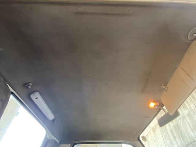 デュトロ ロング全低床　新明和製アームロール　ツインホイスト　新品コンテナ箱　メッキパーツ　ホイールカバー　外装仕上済　総重量５ｔ未満対応（66枚目）