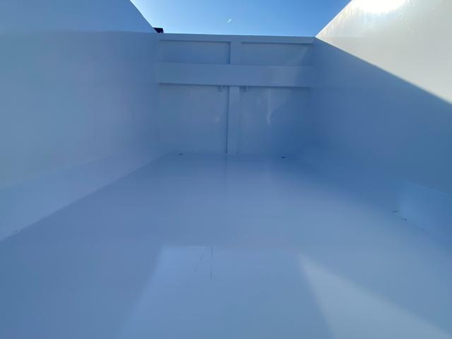 デュトロ ロング全低床　新明和製アームロール　ツインホイスト　新品コンテナ箱　メッキパーツ　ホイールカバー　外装仕上済　総重量５ｔ未満対応（78枚目）