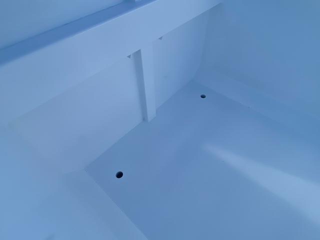 デュトロ ロング全低床　新明和製アームロール　ツインホイスト　新品コンテナ箱　メッキパーツ　ホイールカバー　外装仕上済　総重量５ｔ未満対応（79枚目）