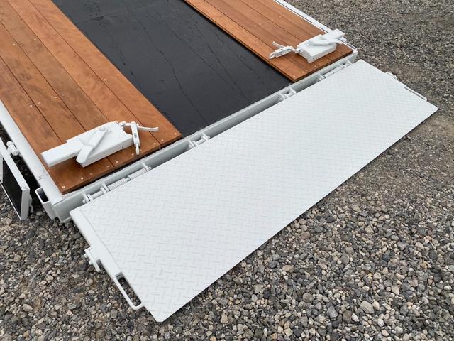 キャンター ワイドキャブロング高床　あおり開閉　３０００ｋｇ積載　ウィンチ　ラジコン　メッキパーツ　マフラー煤焼き装置（ＤＰＦ）無し（36枚目）