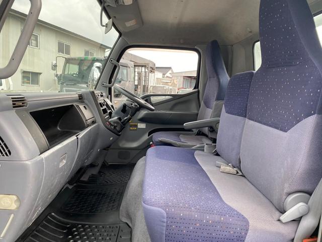 キャンター ワイドキャブロング高床　あおり開閉　３０００ｋｇ積載　ウィンチ　ラジコン　メッキパーツ　マフラー煤焼き装置（ＤＰＦ）無し（60枚目）