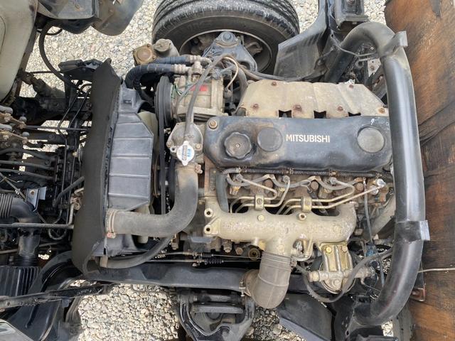 キャンター 全低床　１０尺平ボディ　Ｅ／Ｇ４Ｄ３３（4枚目）