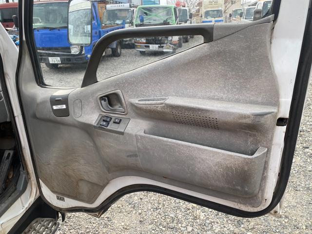 キャンター 全低床　１０尺平ボディ　Ｅ／Ｇ４Ｄ３３（29枚目）