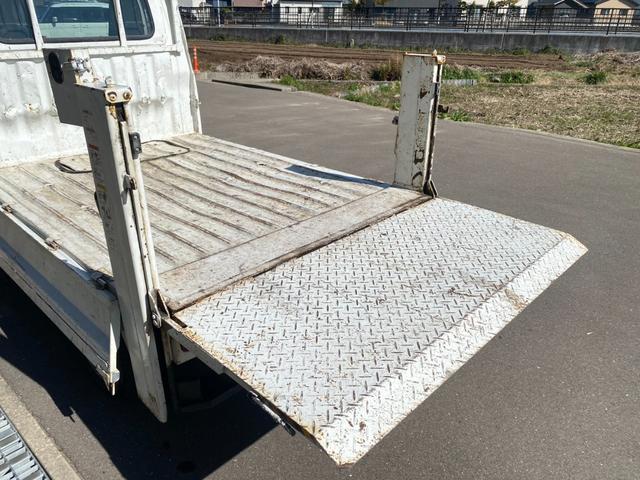 ハイゼットトラック エアコン・パワステ　スペシャル　新明和製垂直式テールリフト（20枚目）