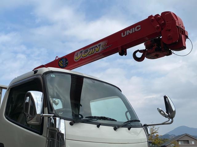 デュトロ 　ユニック３段クレーン　ラジコン　メッキパーツ　鉄板張　社外ナビ　バックカメラ（31枚目）