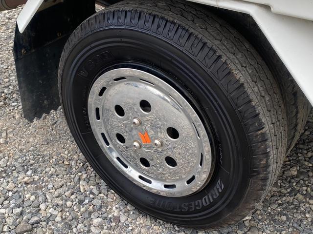 エルフトラック フラットロー　１０尺平ボディ　カスタムキャビン　メッキパーツ（34枚目）