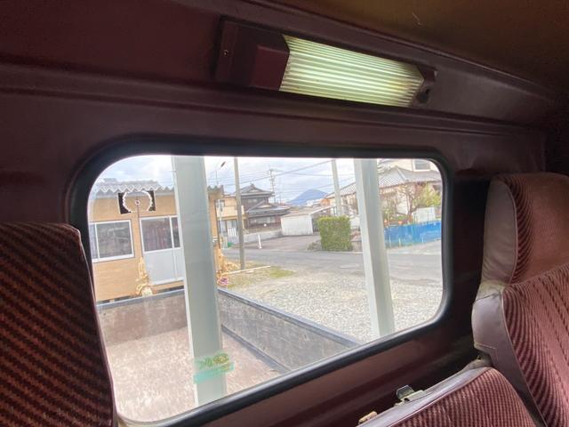 エルフトラック フラットロー　１０尺平ボディ　カスタムキャビン　メッキパーツ（46枚目）