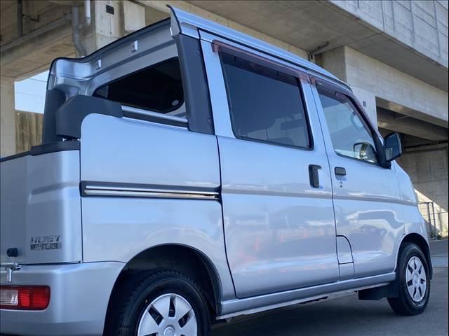 �m���L�x�ȃX�^�b�t�����҂����Ă���܂���