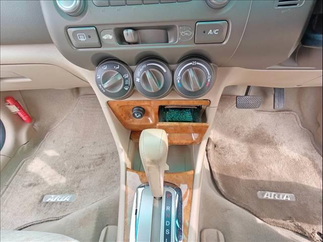 フィットアリア １．５Ｗ　ＨＩＤヘッドライト　キーレス（16枚目）