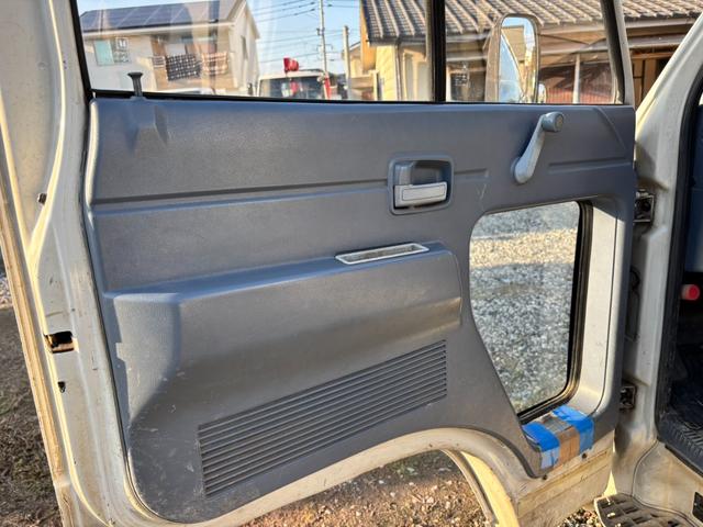 エルフトラック ダンプ　ワンオーナー車　　Ｅ／Ｇ　４ＢＥ１（59枚目）