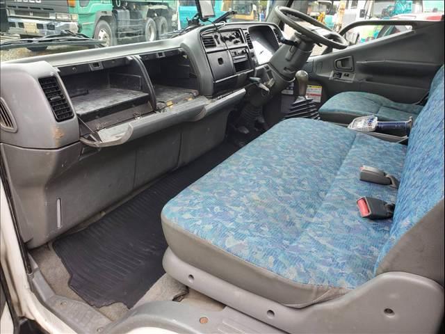 2000 Mitsubishi Fuso Canter Wide Cab photo 16