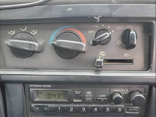 2000 Mitsubishi Fuso Canter Wide Cab photo 22