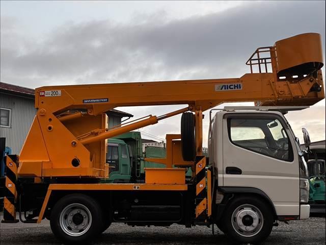 2009 Mitsubishi Fuso Canter – thumbnail 10