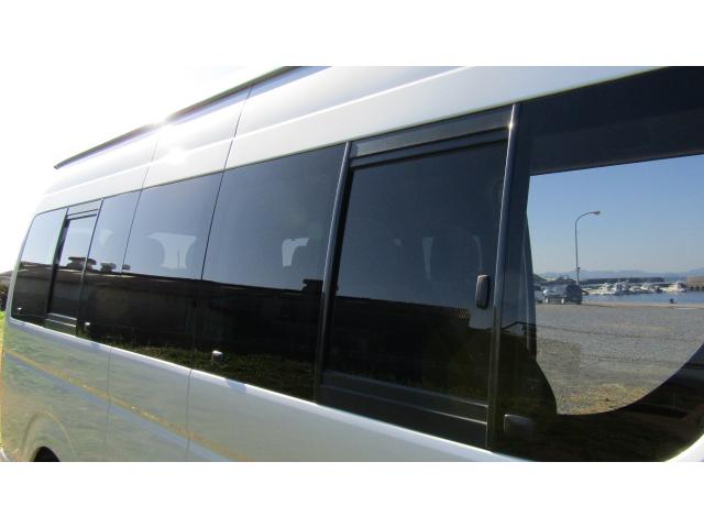 ハイエースコミューター トヨタ スーパーロングｇｌ １５人乗り 電動スライド 長崎県 スーパーロングｇｌ １５人乗り 電動スライド トヨタハイエースコミューターの中古車 Biglobe中古車情報 相場 検索