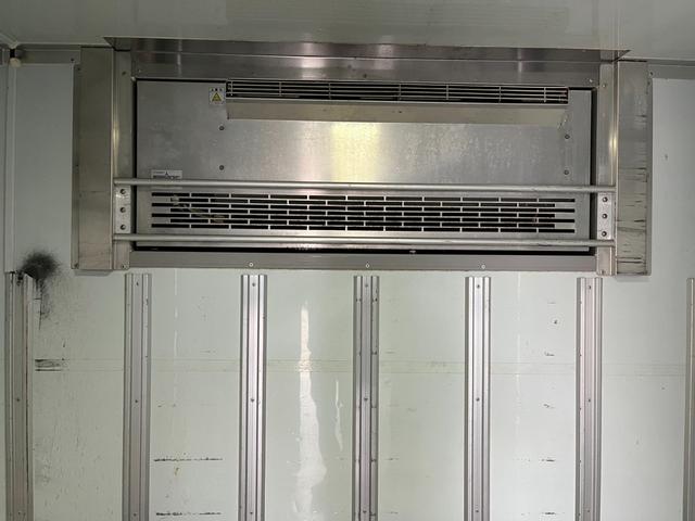 　３．０　ワイド　ロング　高床　ディーゼル　冷凍冷蔵車　２室式　－５℃設定(61枚目)