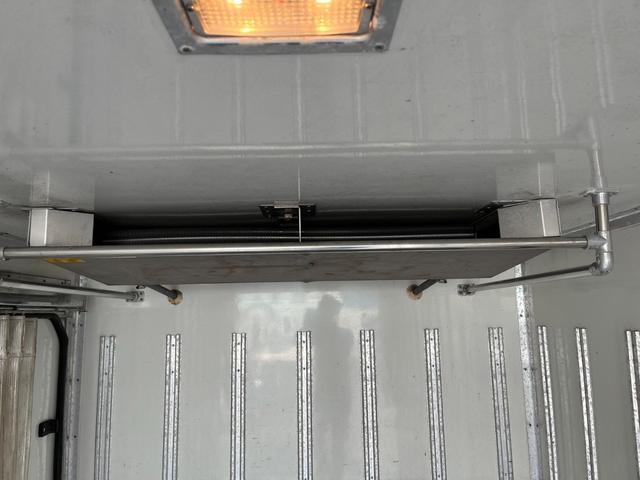 ロング全低床ＤＸ　冷凍冷蔵車　－５℃設定　左スライド(42枚目)